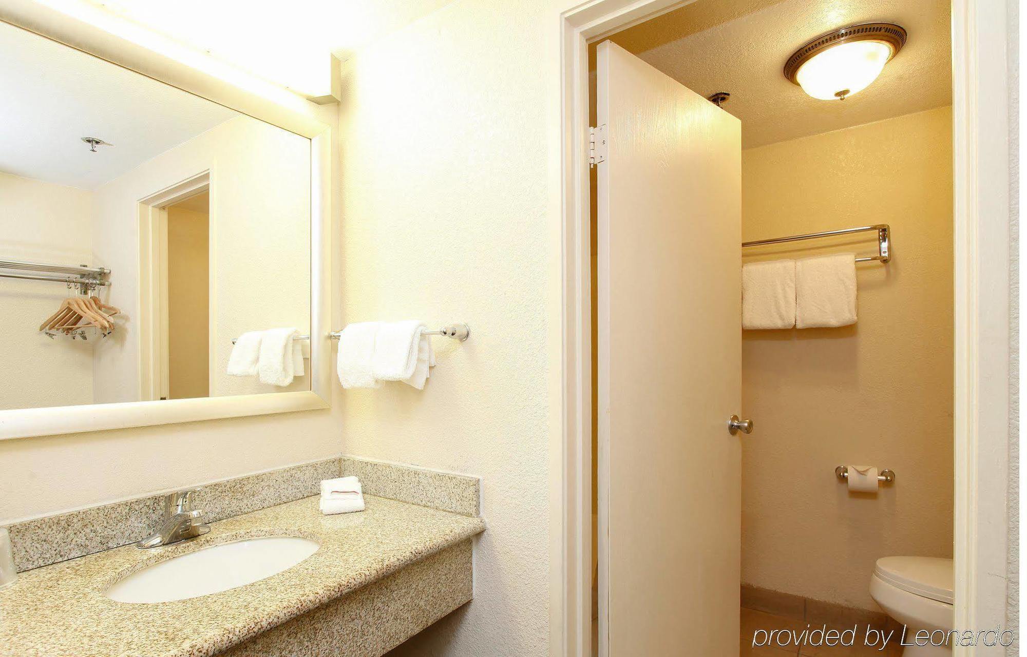 Ontario Airport Executive Inn Eksteriør billede